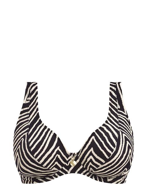 Freya | Fiji Falls | I x 70