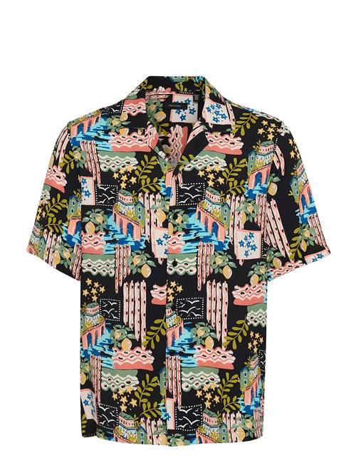 Matinique | Maklampo | M