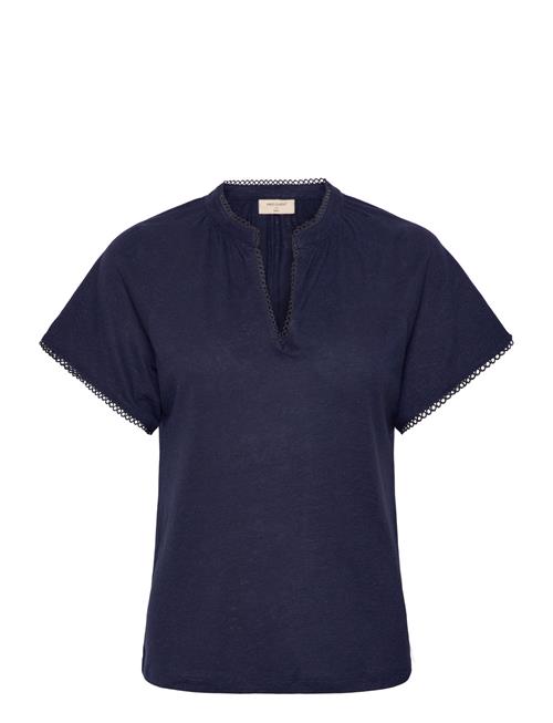 FREE/QUENT | T-Shirt From Freequent In A Soft Linen Material. The T-Shirt Has Fine Back Pleat | XS