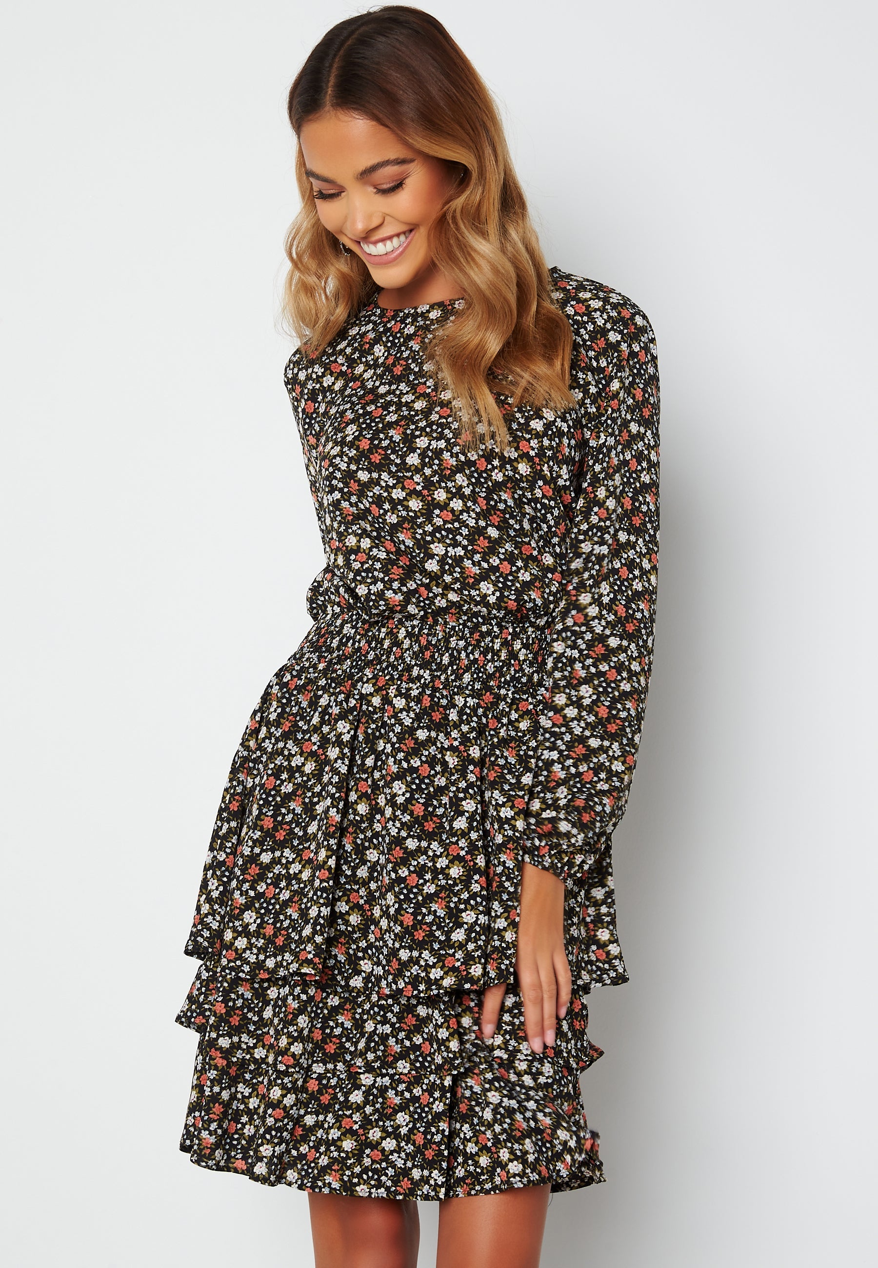 Sisters Point Nicoline LS Dress