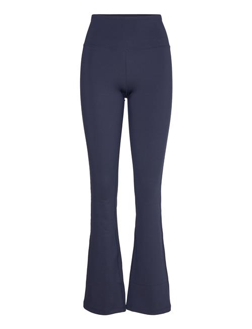 Casall | Flare High Waist Pant | 36