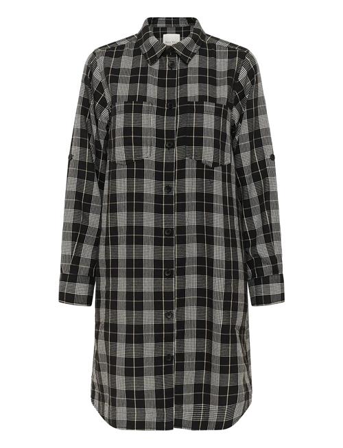 Part Two | Sardiaspw Dr | 34