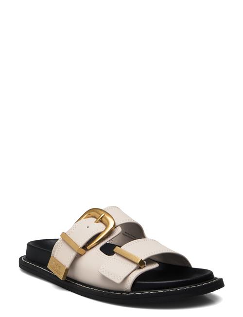 Steve Madden | Arch-E Slides | 39