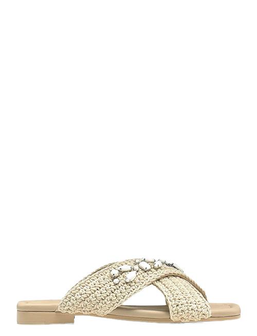 Inuikii | Woven Crossed Stones | 37