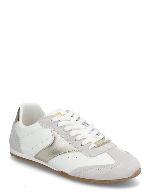 Steve Madden | Fan Fav Sneaker | 36