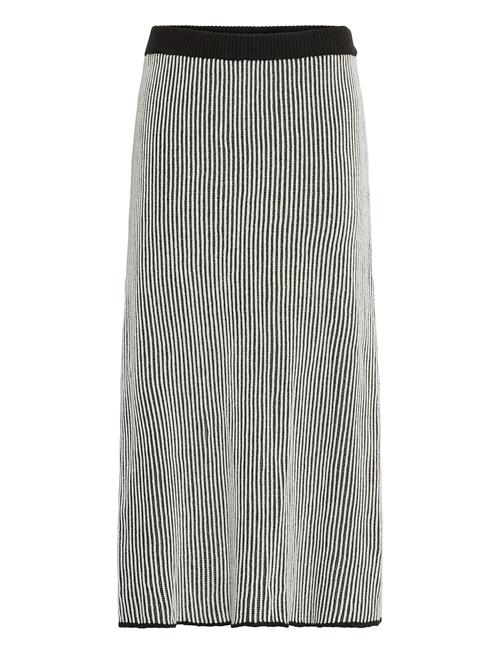 ICHI | Ihdanuta Sk | S