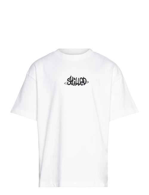 The New | Tnross Os S_S Tee | 122/128