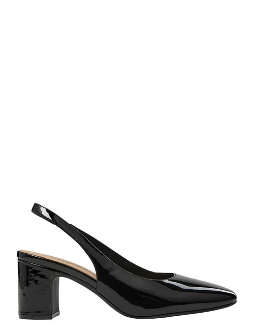 Sofie Schnoor | Minnesw Patent Pump | 40