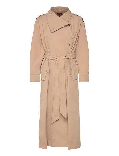 BOSS | C_Clarina | 42