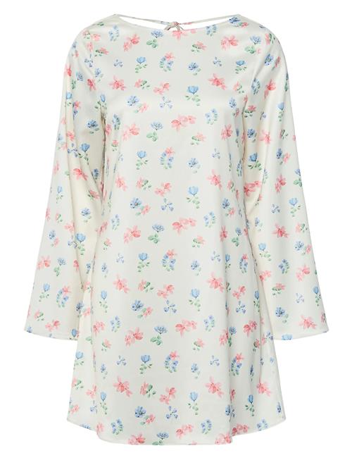 Pieces | Pcmillie Ls Short Boatneck Dress Wvn D2D | S