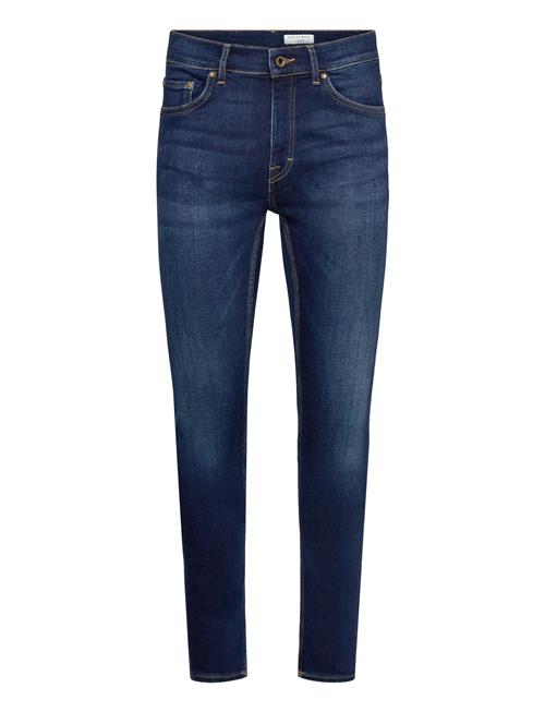 Tiger of Sweden | Evolve Chapel | 36 x 32