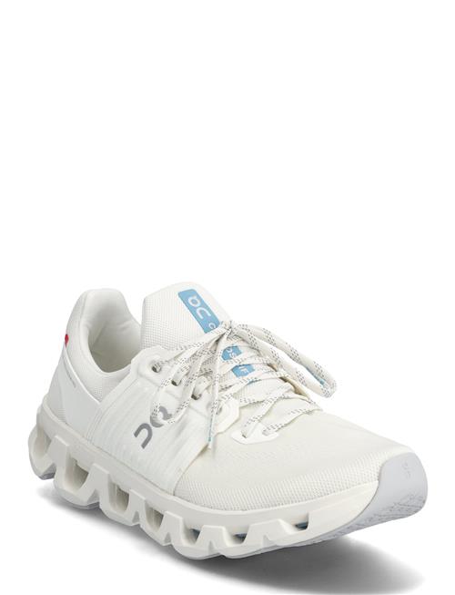 On | Cloudswift 4 Ad | 44