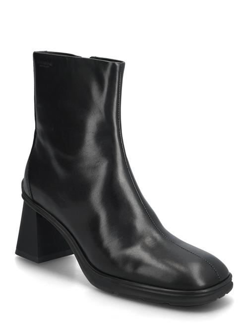 VAGABOND | Janine | 40