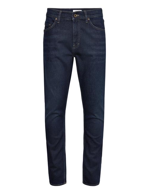 Tiger of Sweden | Pistolero Mystery | 30 x 34