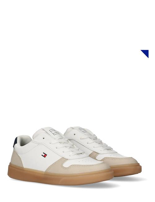 Tommy Hilfiger | Tommy Hilfiger Low Cut Lace-Up Sneaker | 31