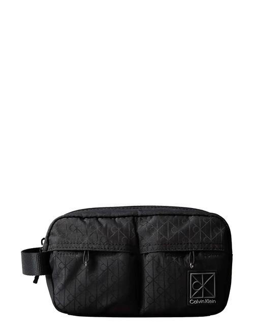 Calvin Klein | Utility Emblem Dopp Kit | ONE SIZE