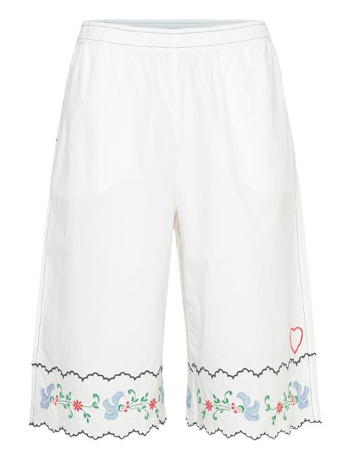 Stella Nova | Coloured Embroidered Oversized Shor | 36