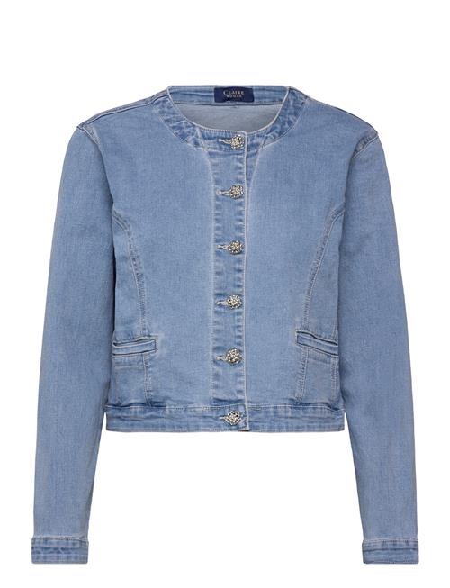 Claire Woman | Cweugeinia | 42