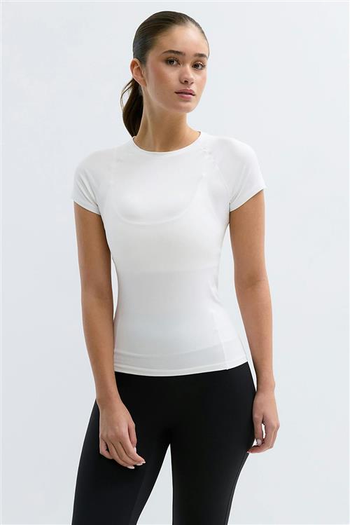 Gina Tricot - Soft yoga tee - Toppe - Hvid - M - Dame
