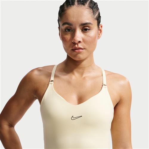Nike sports-bh-tanktop med let støtte og indlæg til kvinder - brun