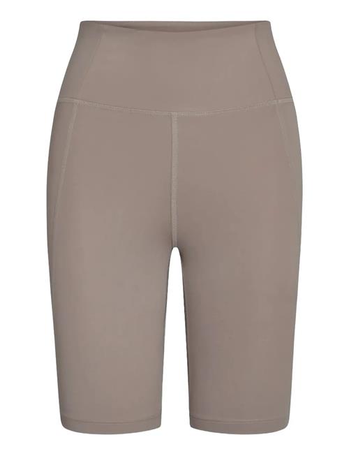 Girlfriend Collective | Compressive High-Rise Bike Shorts | 6XL