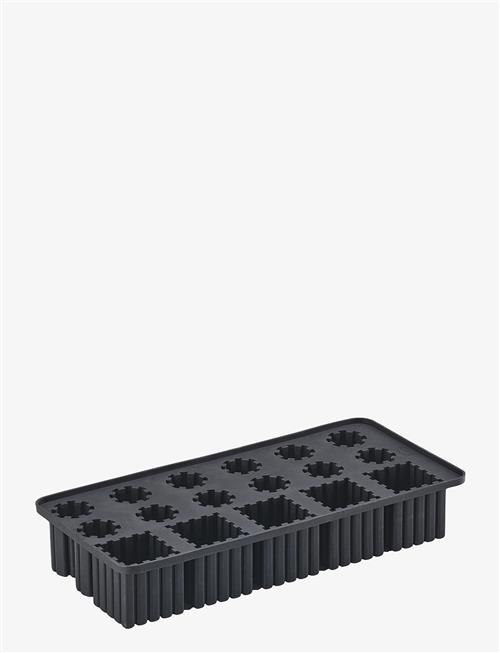 Zone Denmark | Ice Cube Tray Singles | 22X 11X 3.9CM
