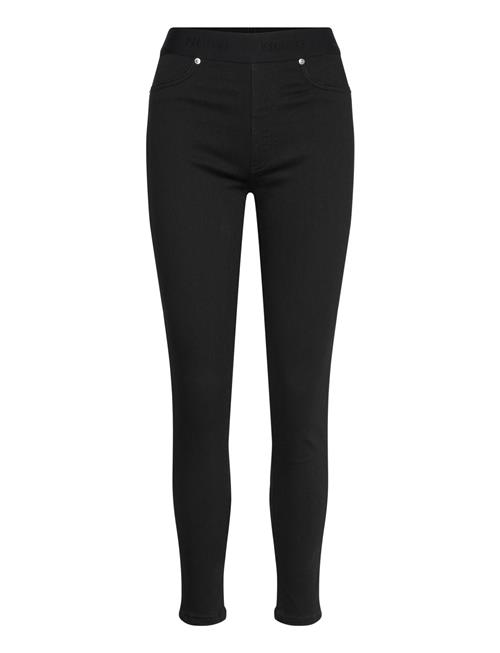 HUGO | 931 | 25 x 32