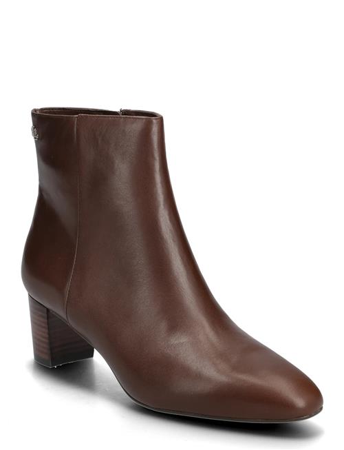 Lauren Ralph Lauren | Demi Calfskin Bootie | 37