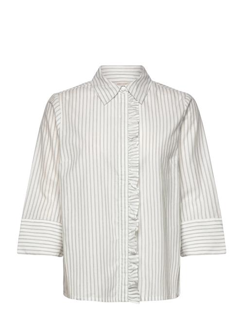 FREE/QUENT | Shirt | XS