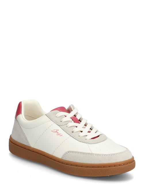 BOSS | Everlynn_Tenn_Pumf | 38