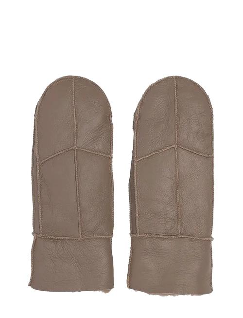 RE:DESIGNED EST 2003 | Henny | M