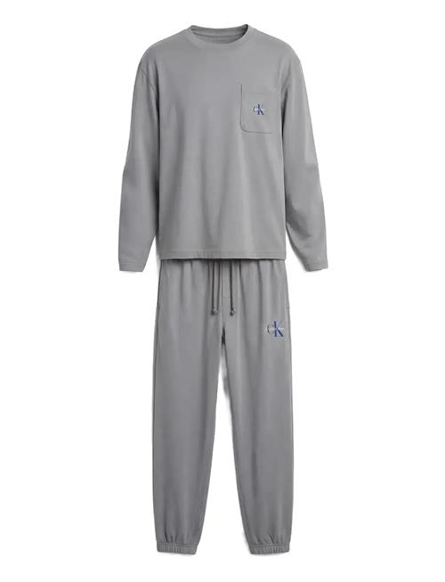 Calvin Klein | Monogram L/S Jogger Set | M