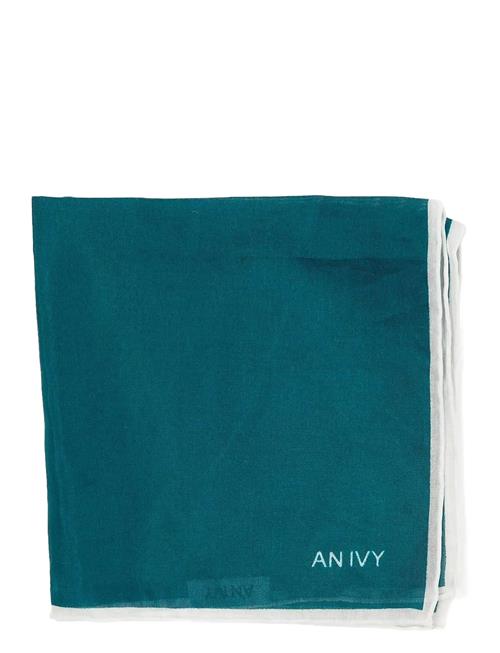 AN IVY | Bottle Green White Borders Silk Pocket | ONE SIZE