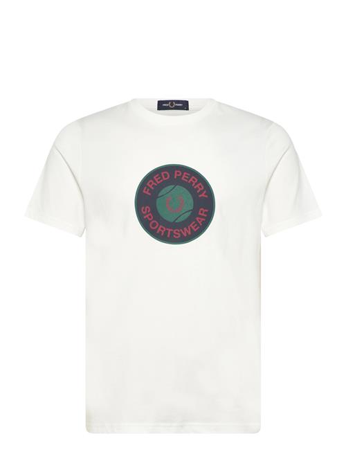 Fred Perry | Tennis Badge Graphic Tee | S