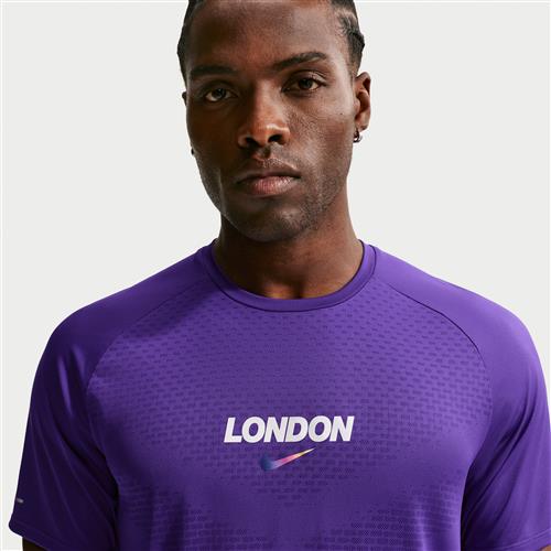 Nike Stride Dri-FIT ADV-løbetop til mænd - lilla