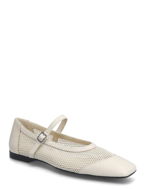 VAGABOND | Delia | 36