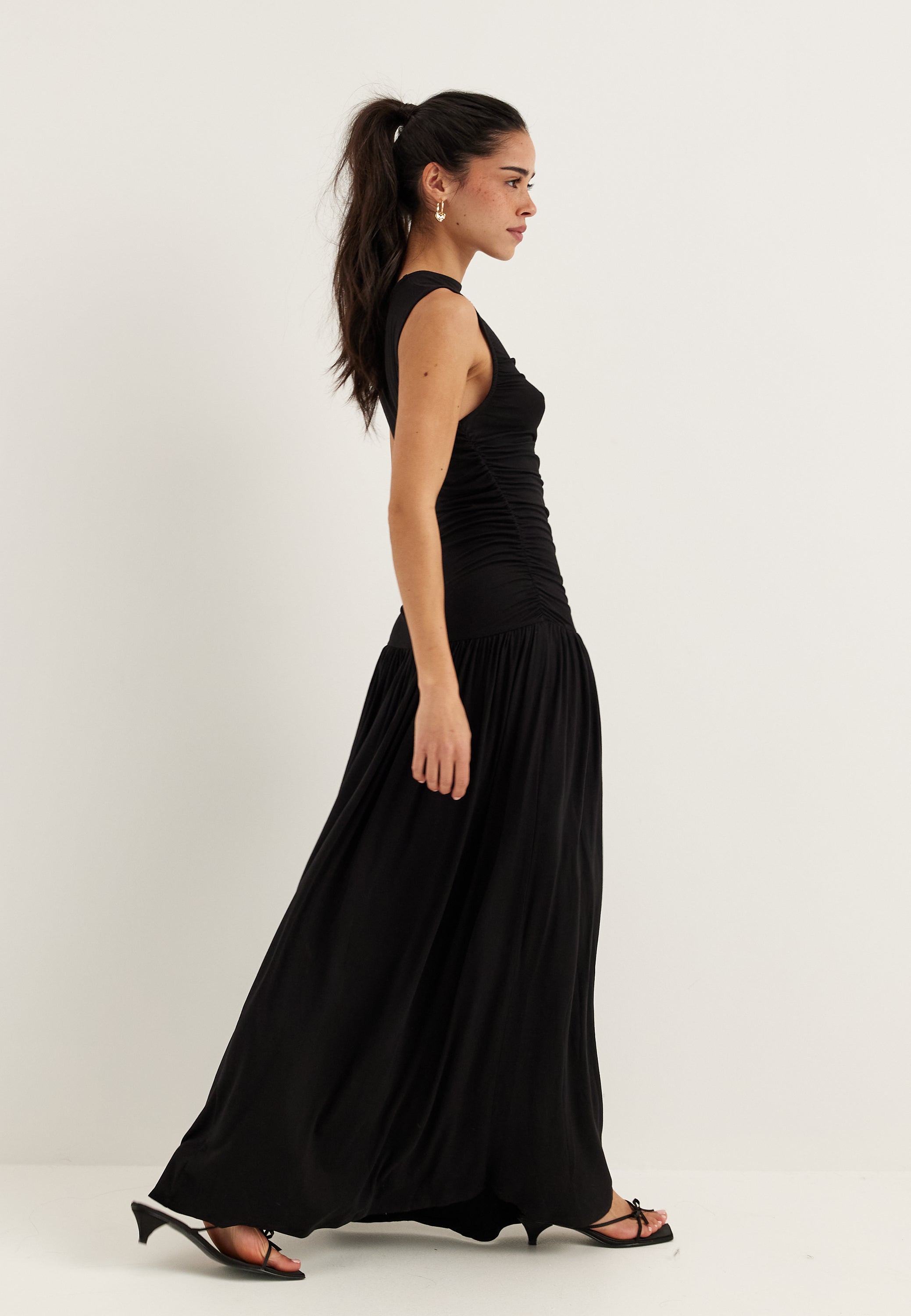 BUBBLEROOM Gathered Side Maxi Dress
