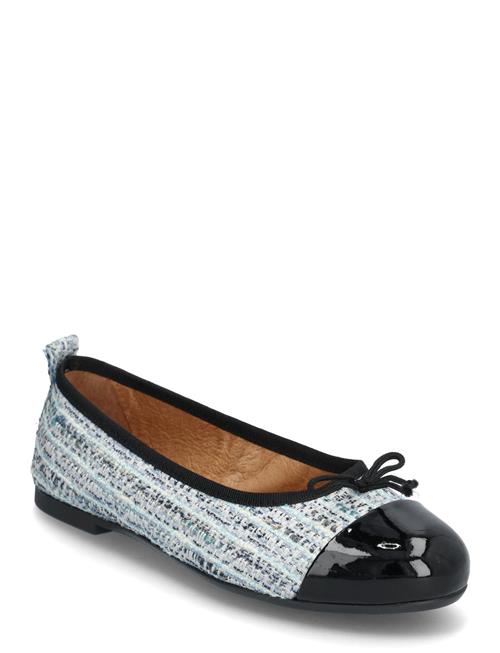 Pavement | Lucy Lu Bouclé | 38