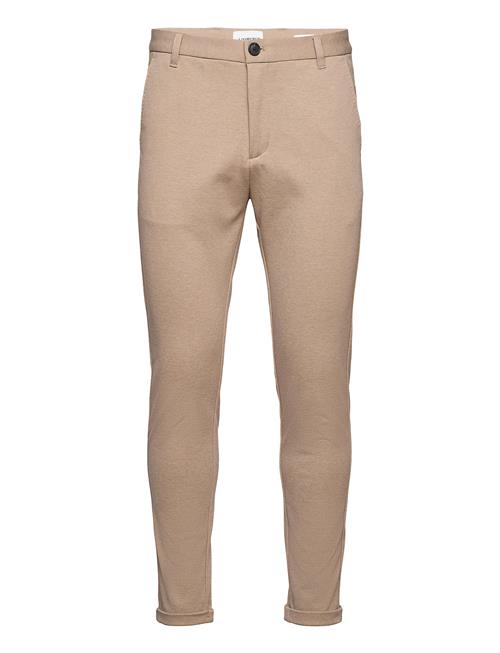 Lindbergh | Superflex Knitted Cropped Pant | L