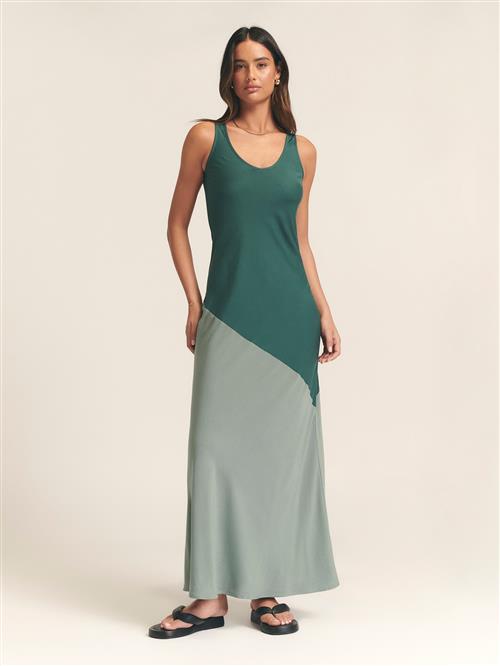 St MRLO Kjole 'LENNOX SLIP DRESS'  grøn