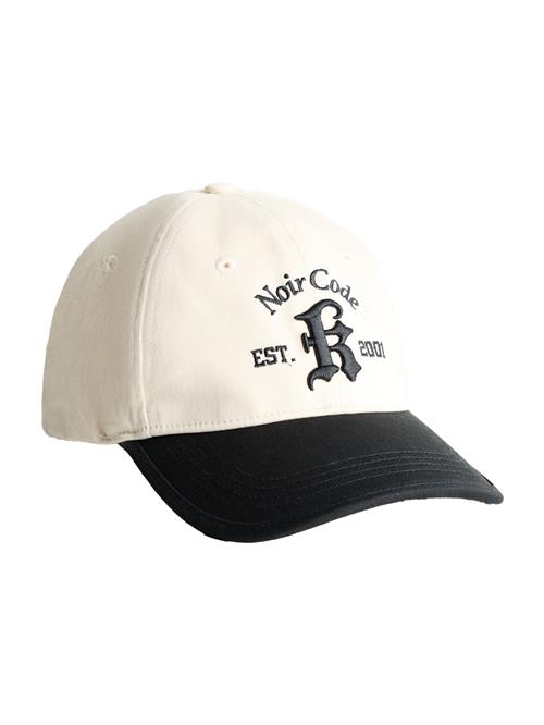 Bershka Hætte 'NOIR CODE'  ecru / sort