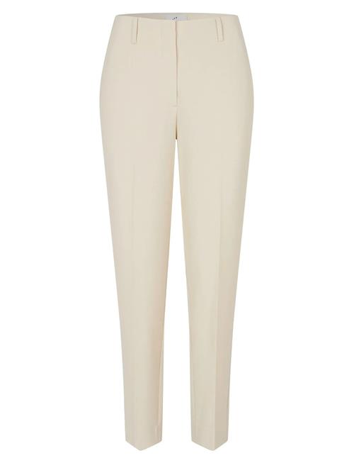 FIVEUNITS | Juliafv | 32 Short