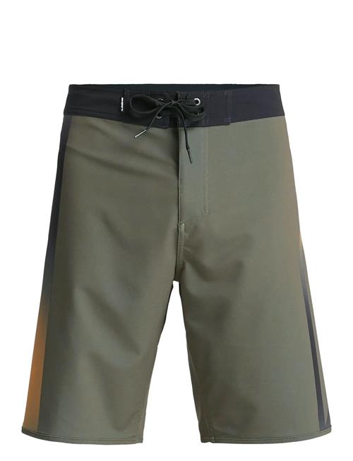 Quiksilver | Surfsilk Holmes 20 | 36