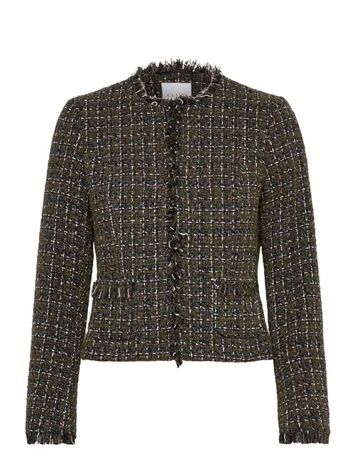 Claire Woman | Cwelliana | 34