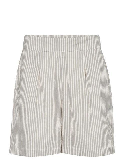 A-View | Sonja New Shorts | 40