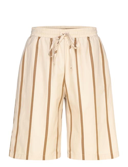 A-View | Ary Jorts | 40