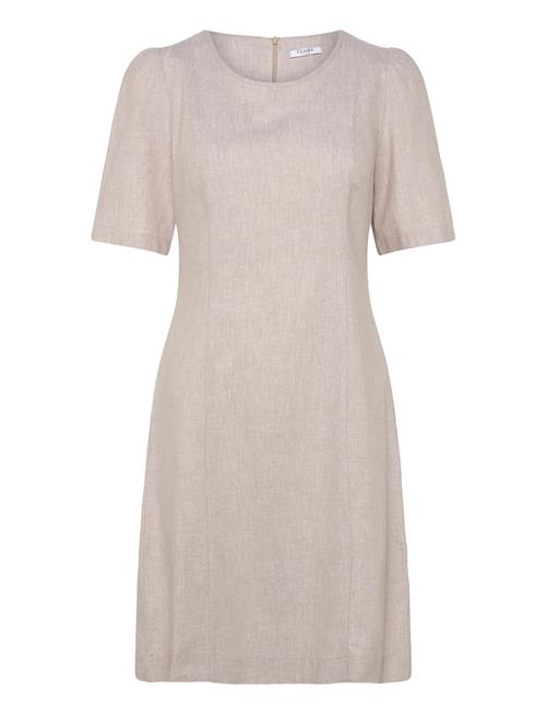 Claire Woman | Cwdorah | 46