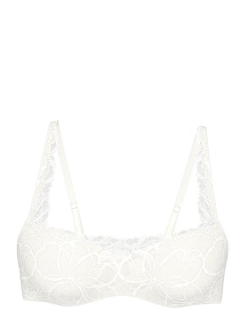 Triumph | Body Make-Up Illusion Lace Balconet | E x 85