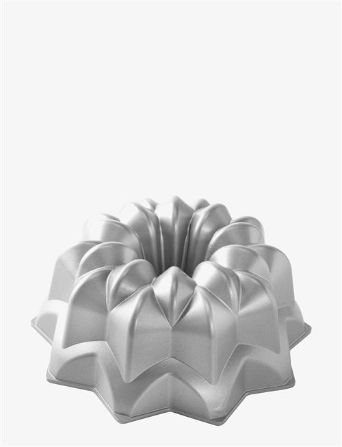 Nordic Ware | Vintage Star Bundt®-Pande | 2.4 l