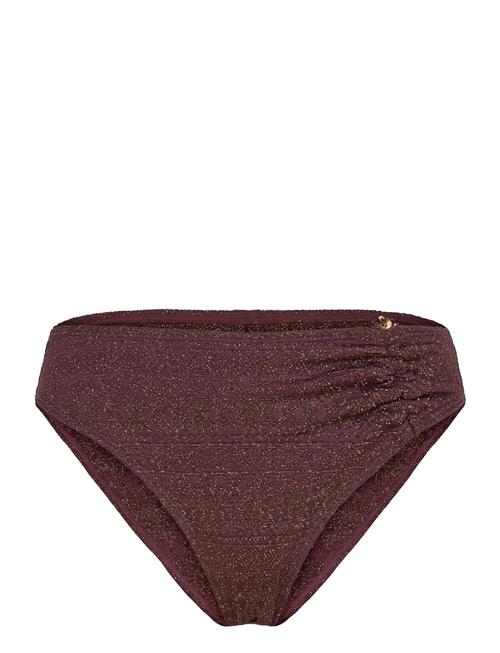 Dorina | Ushuaia Brief | XS
